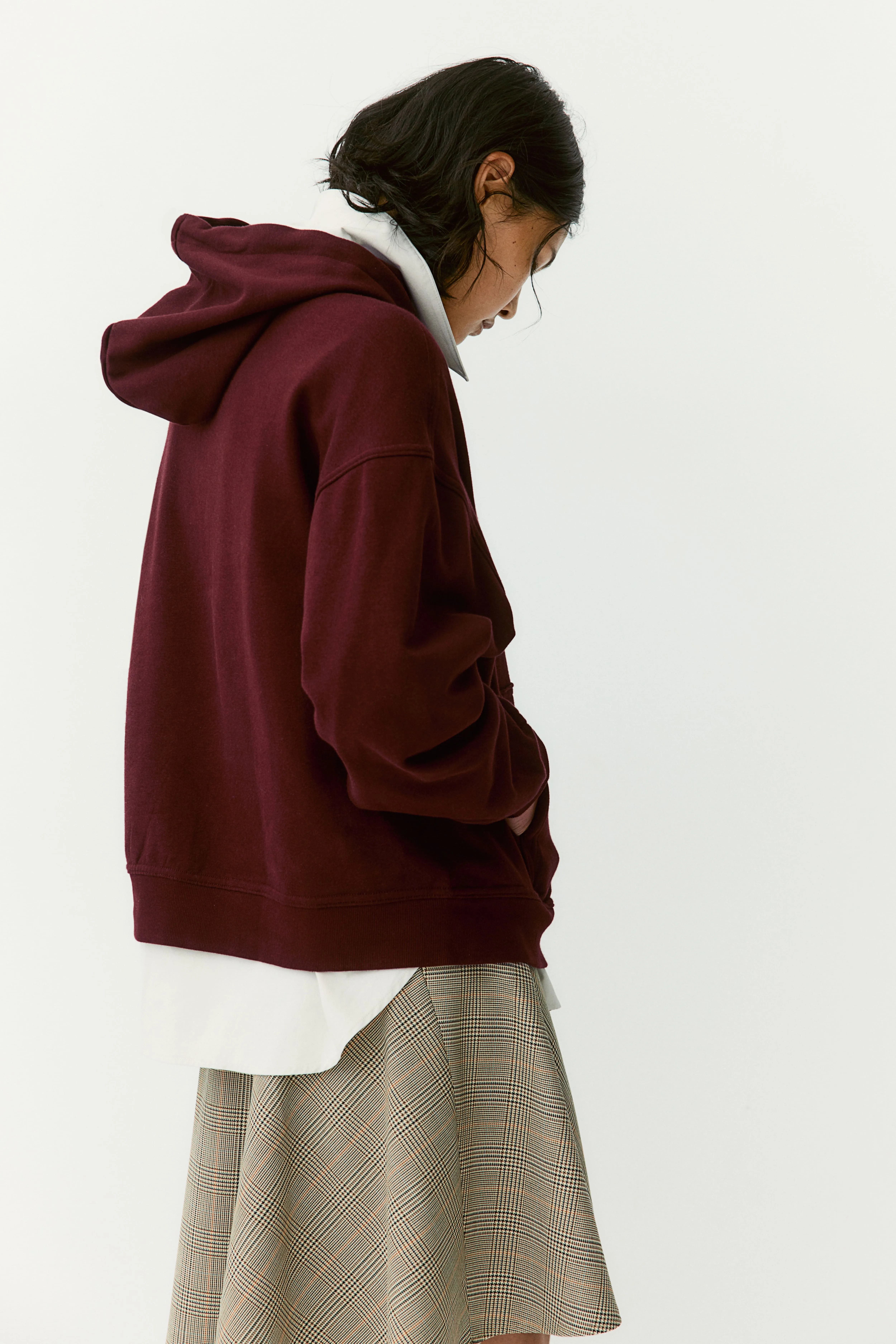 Loose-fit hoodie - Long sleeve - Regular length - Burgundy/Rêver de bonheur - Ladies | H&M GB