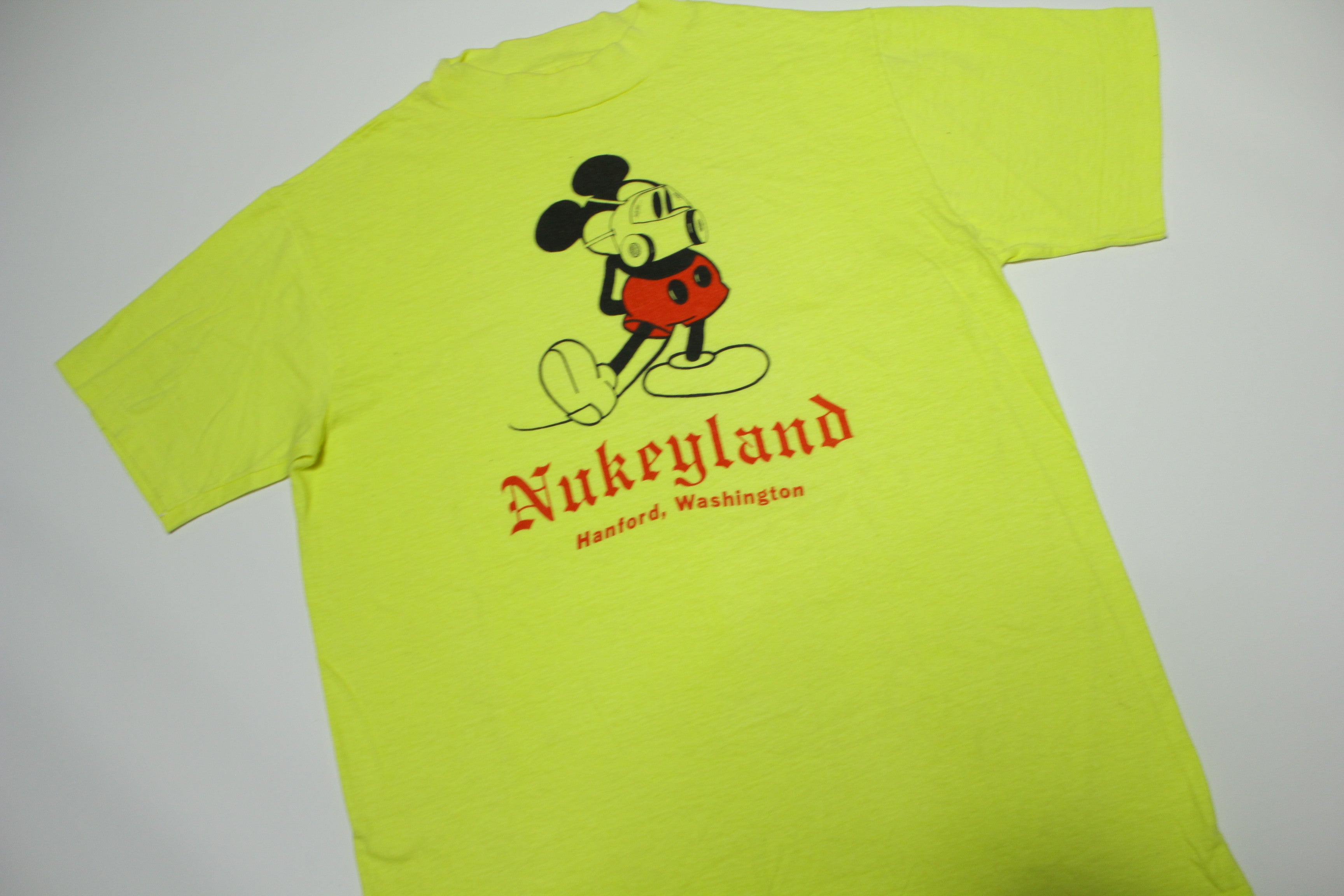 Mickey Mouse Nukeyland Hanford Washington Nuclear Power Vintage 80's Single Stitch T-Shirt