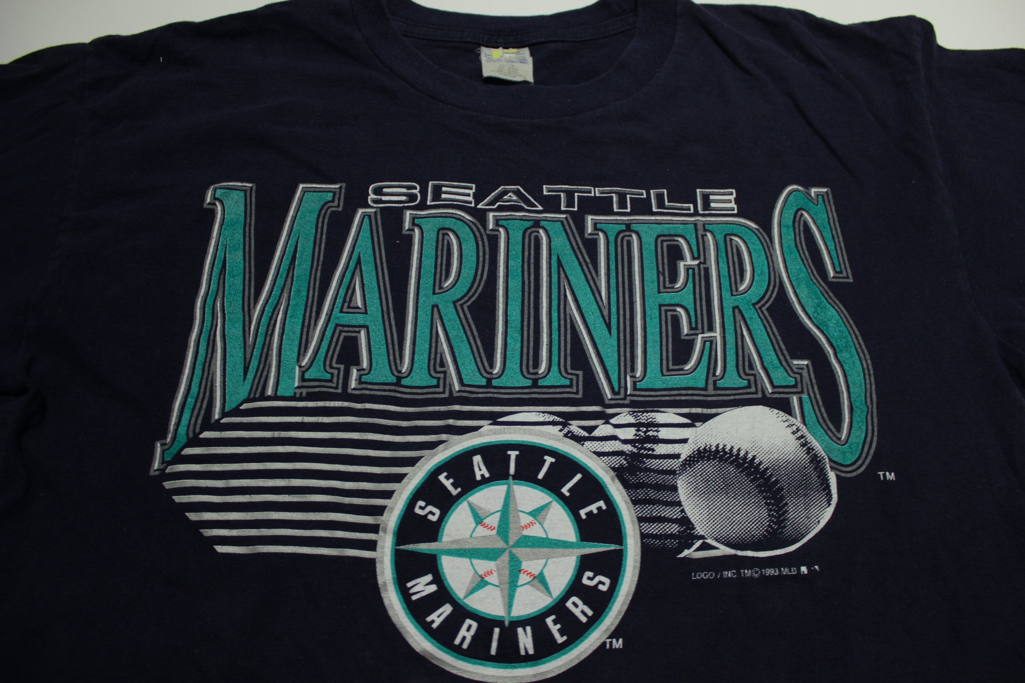 Seattle Mariners 1993 Vintage Logo 7 Giant Back Hit Made in USA T-Shirt