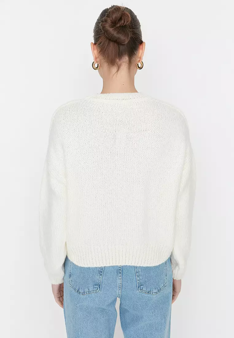 Trendyol Knit Sweater